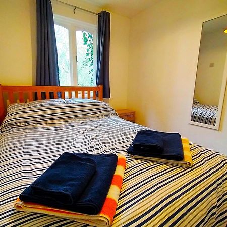 Rebels Retreat - 2-Bed Chalet Nr St Ives & Hayle Exterior photo