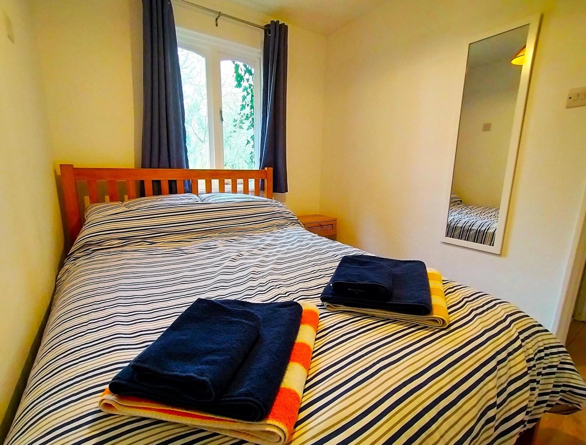 Rebels Retreat - 2-Bed Chalet Nr St Ives & Hayle Exterior photo