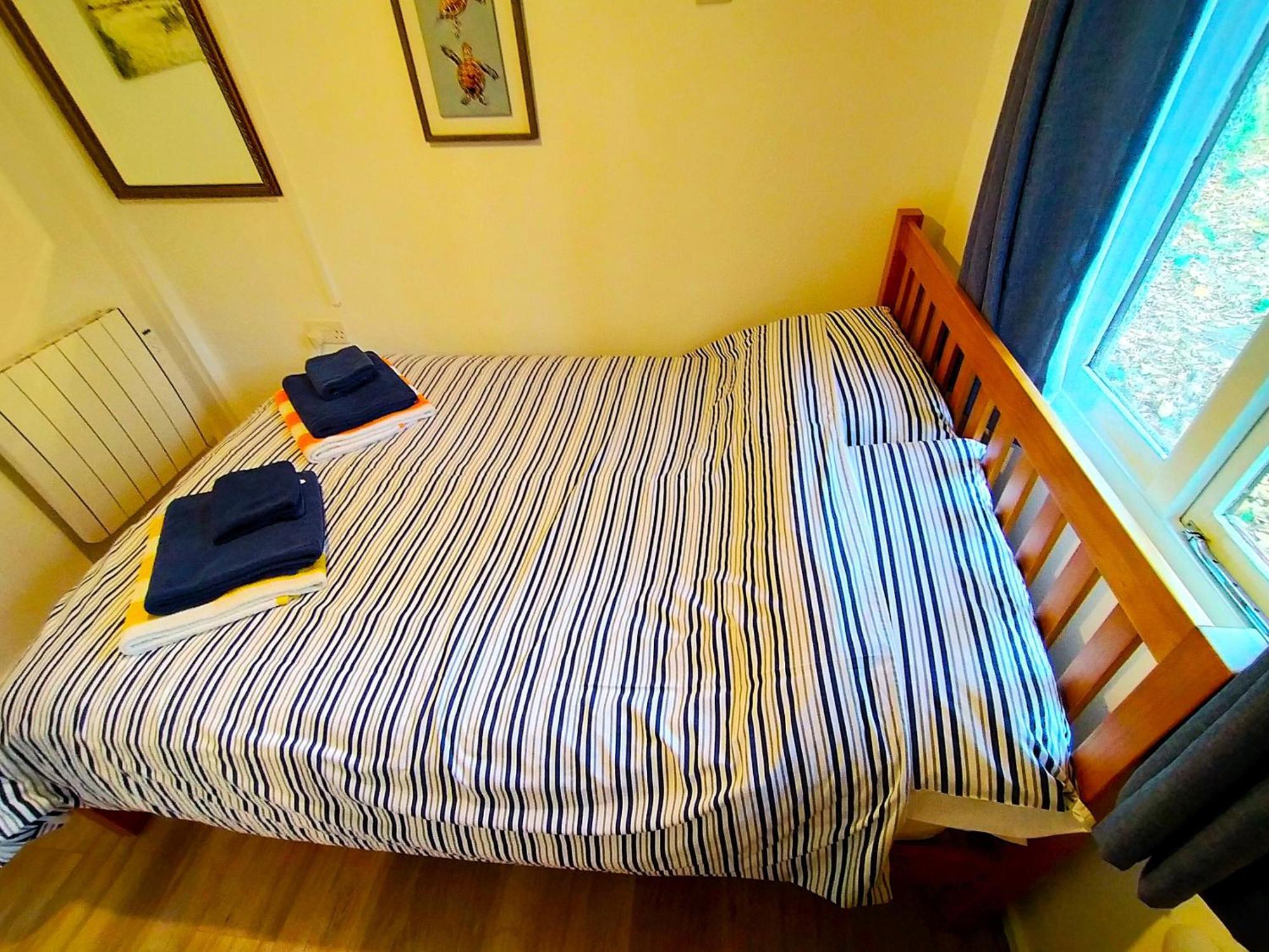 Rebels Retreat - 2-Bed Chalet Nr St Ives & Hayle Exterior photo